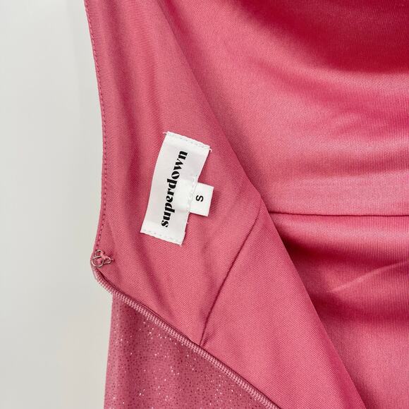 superdown | Bea Halter Maxi Dress in Pink Glitter Knit Ruched Halter S - Picture 5 of 14